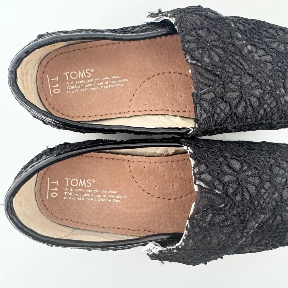 Toms Youth Classic Black Crochet Floral Glitter Slip-On Shoe Size T 10 Girls